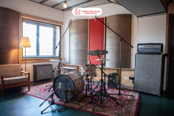 Neumann TLM 103 Giải Pháp Thu Trống Hoàn Hảo Cho Phòng Thu Gia Đình