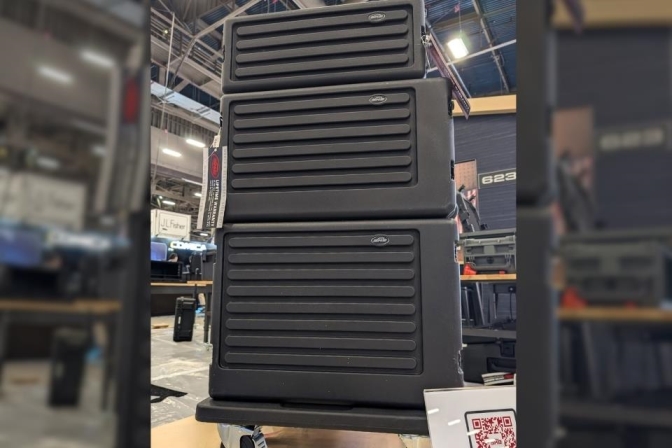 Tủ rack đuôi dài SKB chính hãng tại Hoàng Bảo Khoa