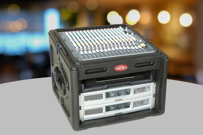 1SKB-R106 - Tủ rack SKB 10U nghiêng, 6U mặt trước cho mixer, amply và DSP