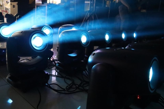 LED SPOT 200 – Đèn Moving Head Spot Hybrid Cho Sân Khấu Indoor Chuyên Nghiệp