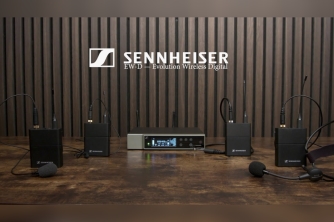 Trình bày hiệu quả, kết nối ổn định với hệ thống không dây Sennheiser Trình bày hiệu quả, kết nối ổn định với hệ thống không dây Sennheiser
