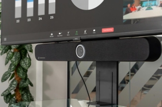 Sennheiser TC Bar: Camera AI, Auto Framing và Person Tiling